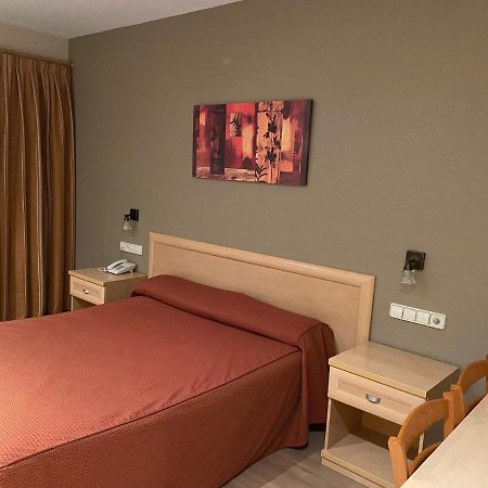 Hotel La Union ウマネス・デ・マドリード エクステリア 写真